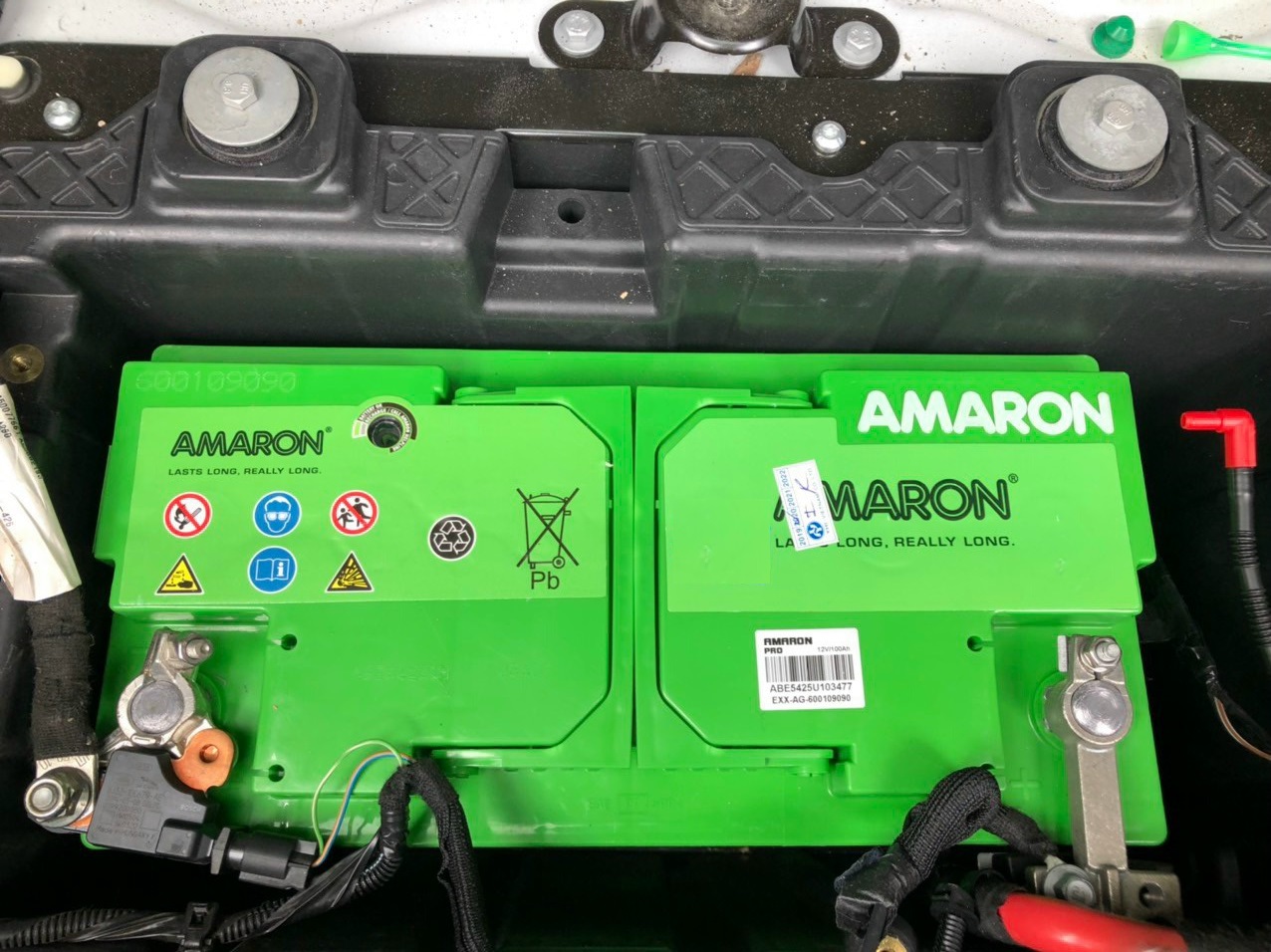 Minh Anh - thay ắc quy xe Lexus & các dòng xe sang tốt nhất tại Thái Bình Minh Anh - thay ắc quy xe Lexus & các dòng xe sang tốt nhất tại Thái Bình