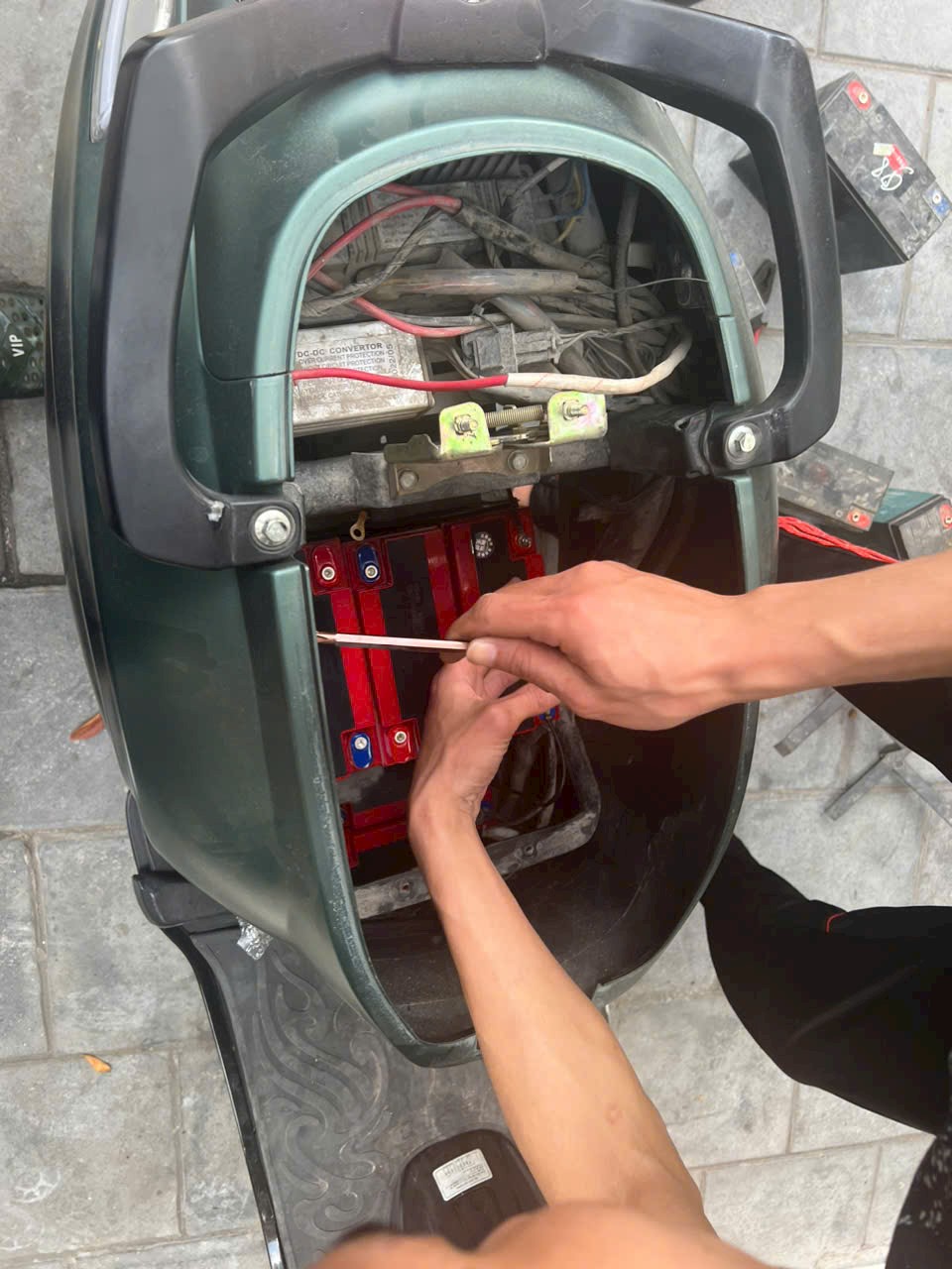 Đại Lý ắc quy xe điện Nam Định - Thay ắc quy tận nơi miễn phí 24/7