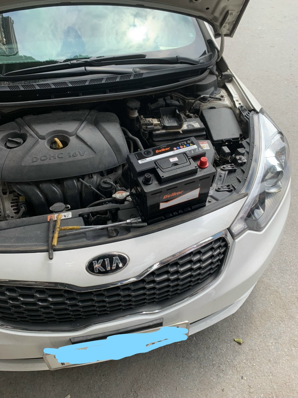 Cứu hộ ắc quy cho xe Kia Cứu hộ ắc quy cho xe Kia