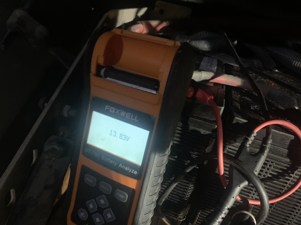 Đo kiểm tra, cứu hộ ắc quy tại Ắc Quy Minh Anh Đo kiểm tra, cứu hộ ắc quy tại Ắc Quy Minh Anh