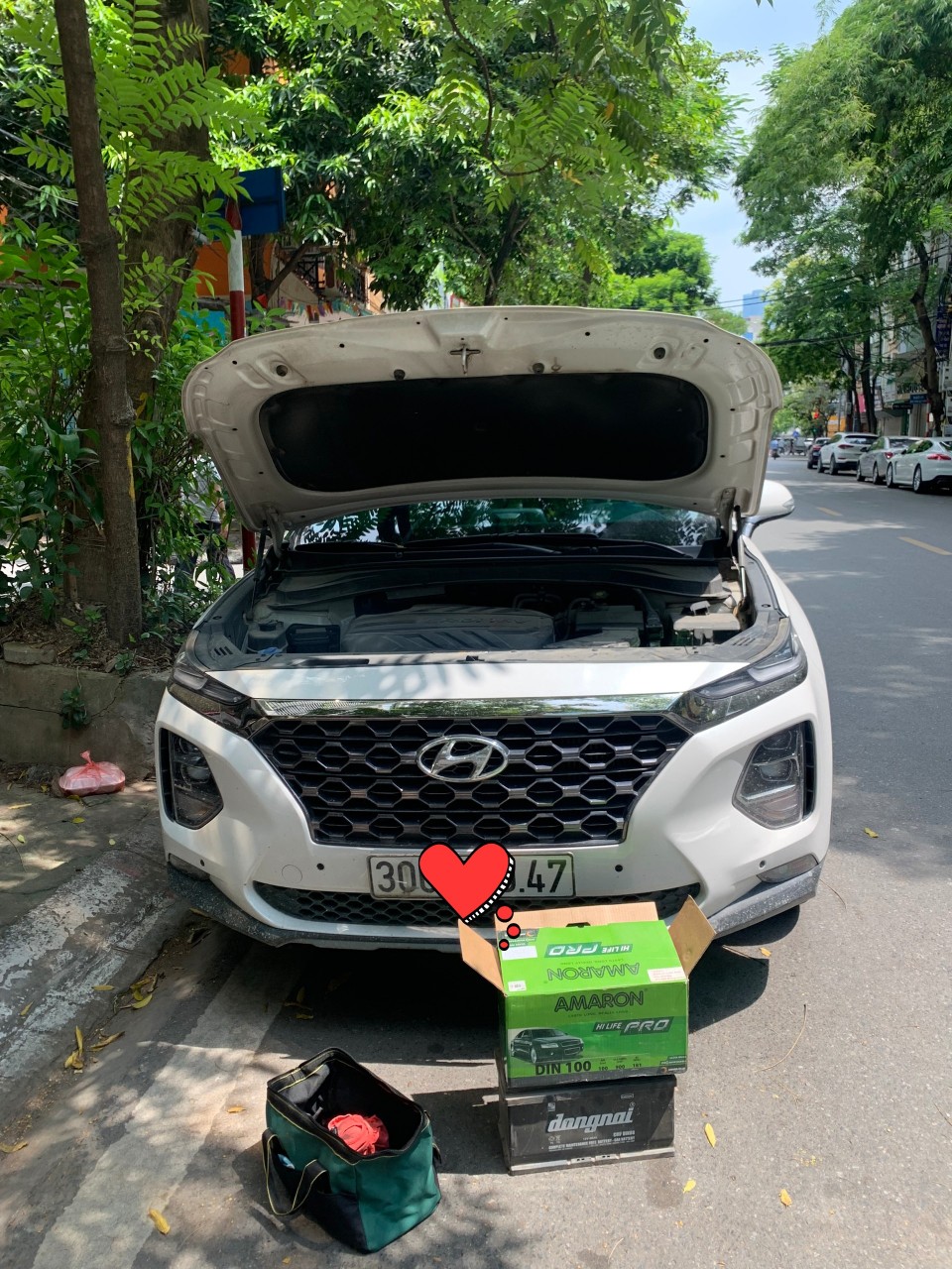 Minh Anh - Thay ắc quy tại Thái Bình cho xe Huyndai Santafe Minh Anh - Thay ắc quy tại Thái Bình cho xe Huyndai Santafe