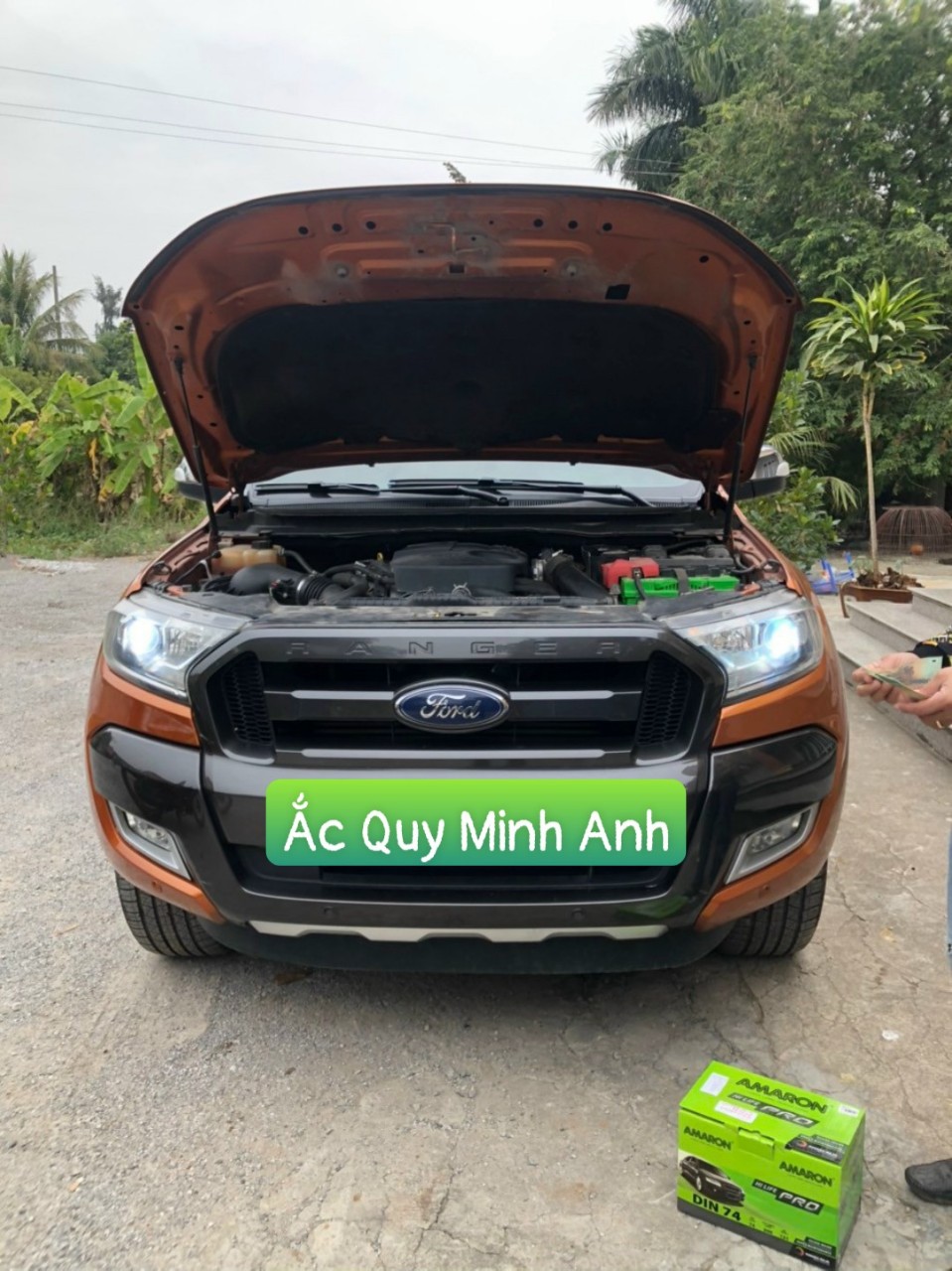 Minh Anh - thay ắc quy AMARON chính hãng cho xe FORD Minh Anh - thay ắc quy AMARON chính hãng cho xe FORD