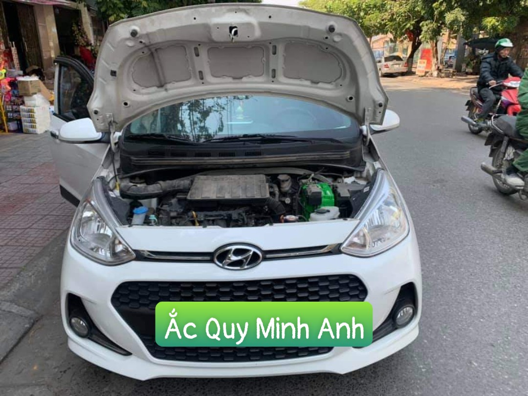 Minh Anh - thay ắc quy AMARON chính hãng cho xe Huyndai Minh Anh - thay ắc quy AMARON chính hãng cho xe Huyndai