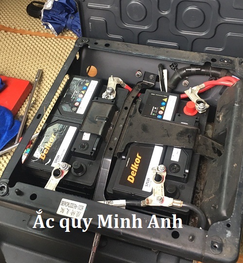 Thay ắc quy xe Ford Transit tại ắc quy Minh Anh Thay ắc quy xe Ford Transit tại ắc quy Minh Anh