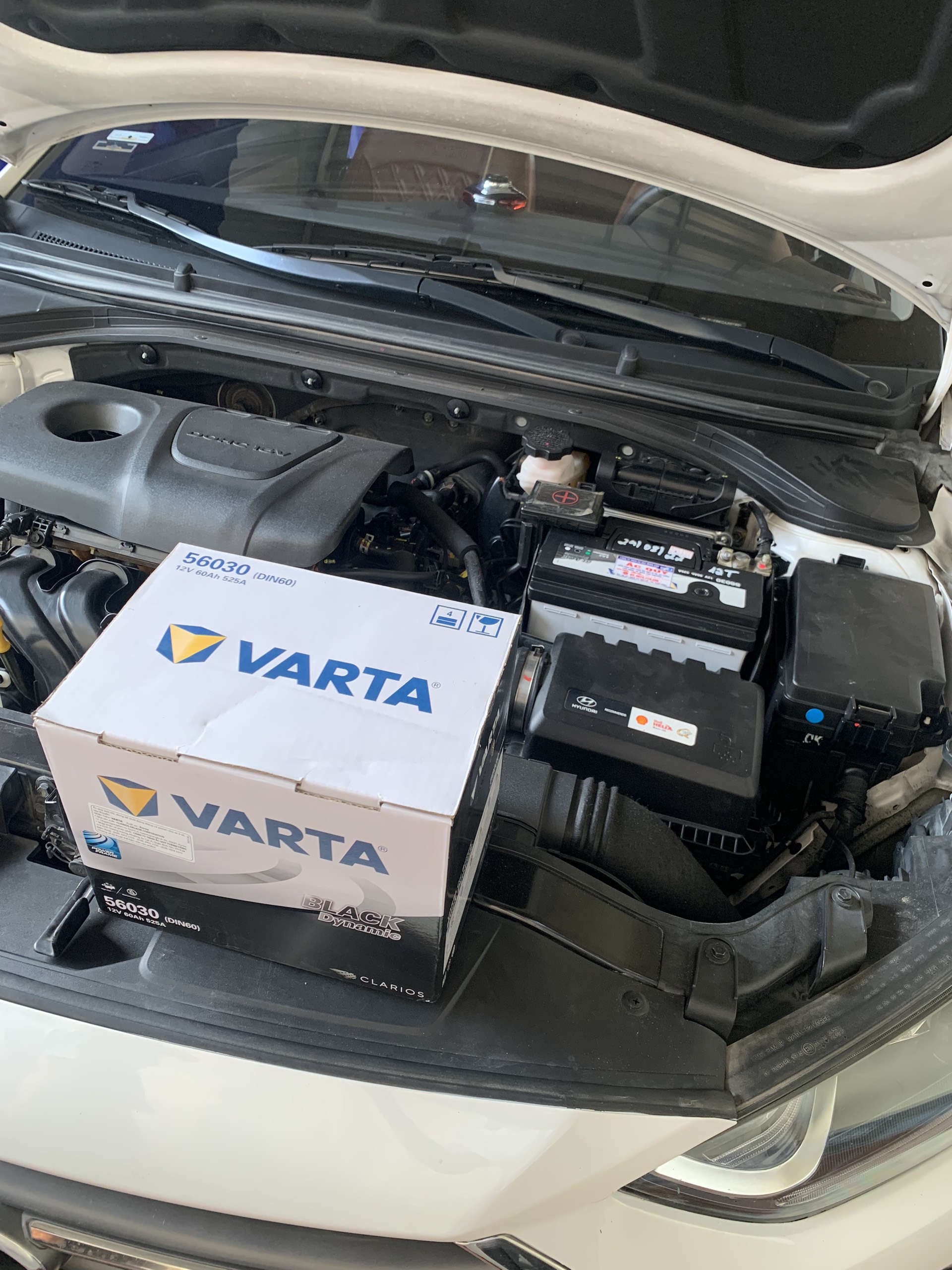 Minh Anh - Thay ắc quy chính hãng tận nơi cho xe Hyundai Elatra tại Thái Bình Minh Anh - Thay ắc quy chính hãng tận nơi cho xe Hyundai Elatra tại Thái Bình